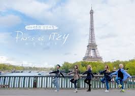Download Paris et ITZY Subtitle Indonesia